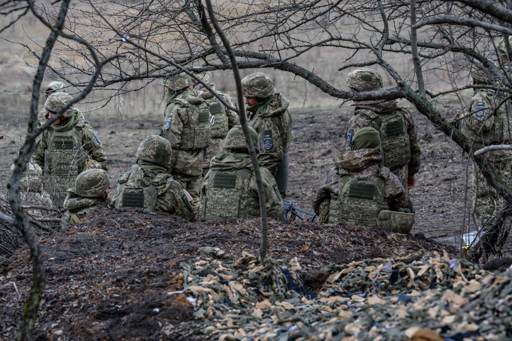 North Korean Soldiers Reportedly Executed Ukrainian Soldiers Attempting to Surrender