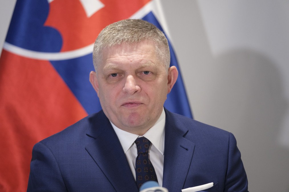 Slovak PM Fico Calls Zelenskyy “Beggar and Blackmailer” Over Russian Gas Dispute