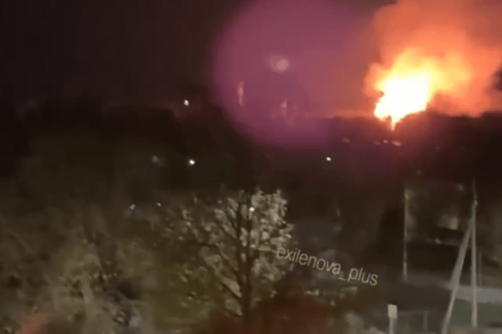 Fire at Russia’s 75th Arsenal in Serpukhov, Moscow region, after a drone attack, October 22, 2026.