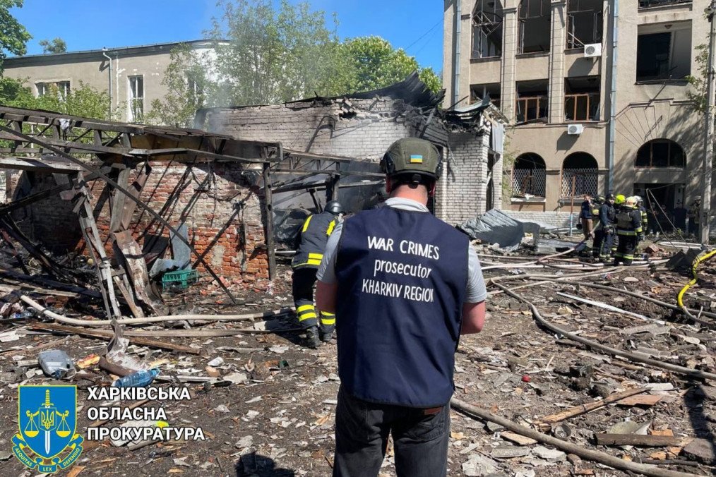 Russia Hits Downtown Kharkiv With Guided Bombs, Killing One, Injuring 9