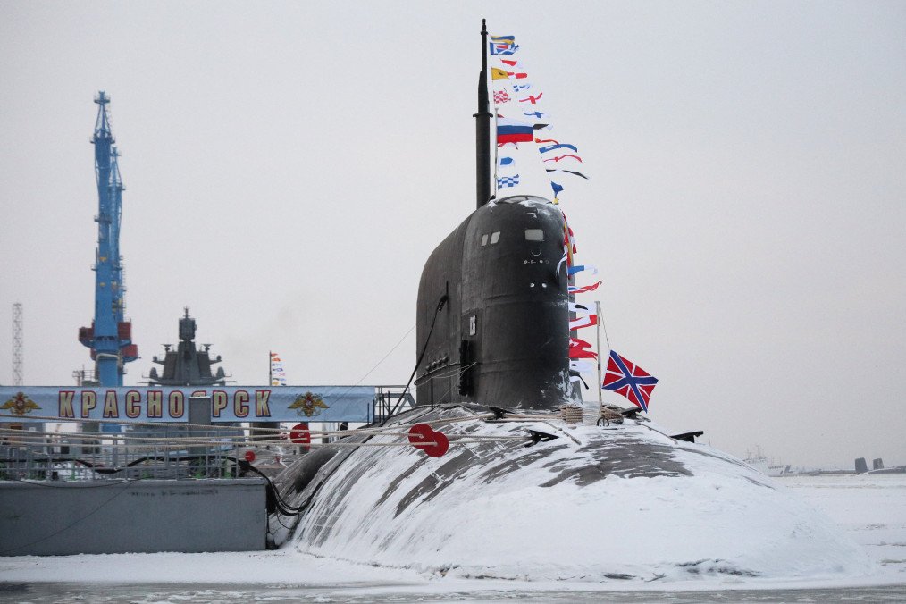 Finland Minister Flags Russia Boosting Nuclear, Subs and Bombers Capabilities in the Arctic