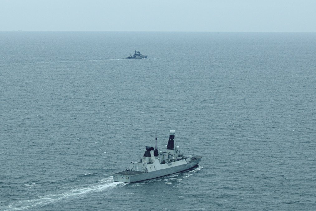 Royal Navy’s HMS "Duncan" shadows Russia’s "Vice Admiral Kulakov" destroyer during a NATO-led maritime surveillance operation in the English Channel. (Source: NATO Maritime Command)
