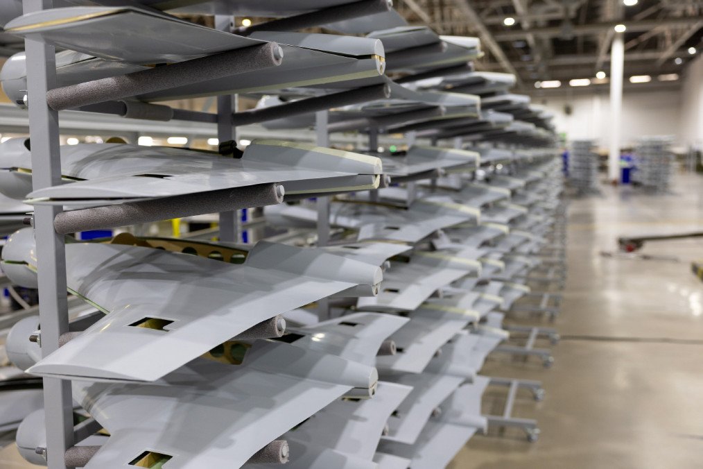 China envió a Rusia 46 toneladas de material para drones de ataque Componentes y materia prima de fibra de carbono para la fabricación de drones de ataque rusos en envíos desde China.