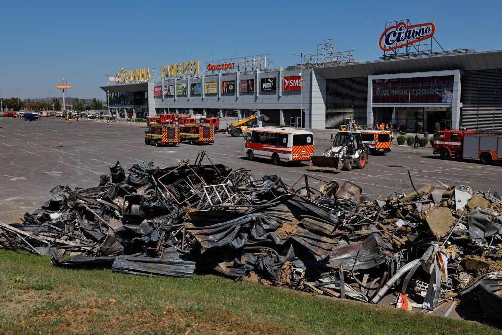 A shopping mall damaged following a Russian strike in Kryvyi Rih, on August 22, 2026. (Source: Getty Images) A shopping mall damaged following a Russian strike in Kryvyi Rih, on August 22, 2026. (Source: Getty Images)