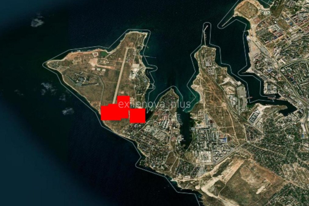 Explosions and Blaze Erupt in Occupied Sevastopol, Authorities Cite “Scheduled Exercises”