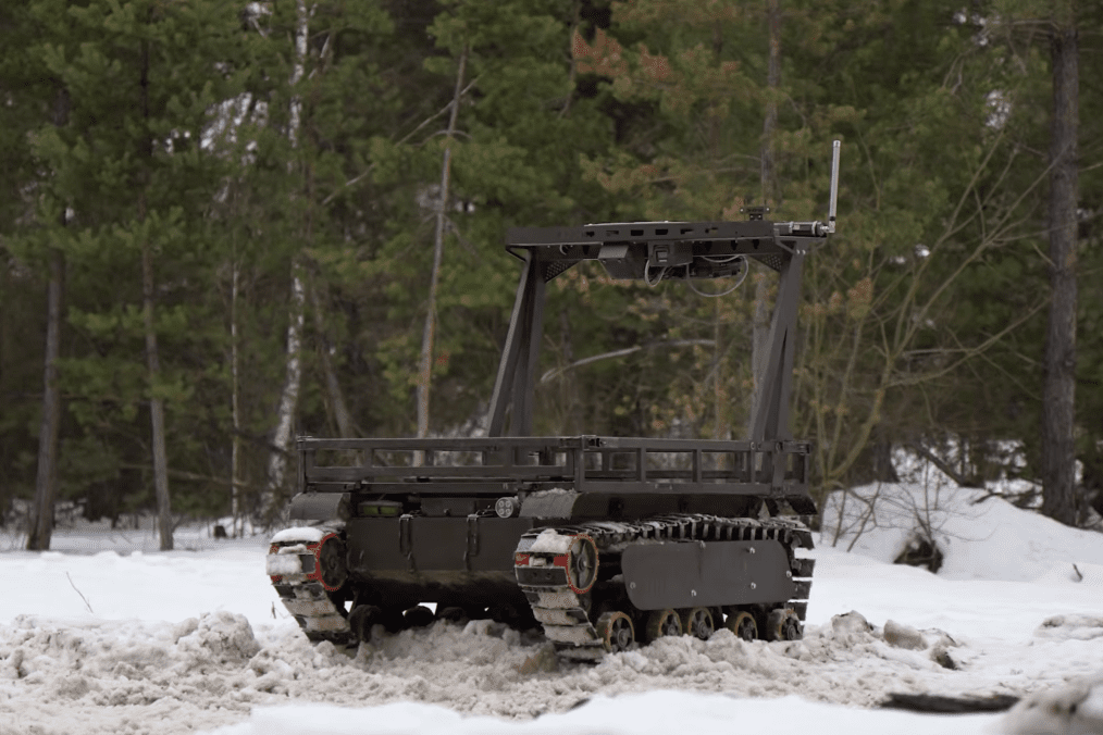 Ukraine’s New BIZON-L Ground Robot Approved for Military Use With Combat and Engineering Modules Still for the video of BIZON-L ground robot developed by UAV TECHNOLOGY. (Source: DevDroid/YouTube)