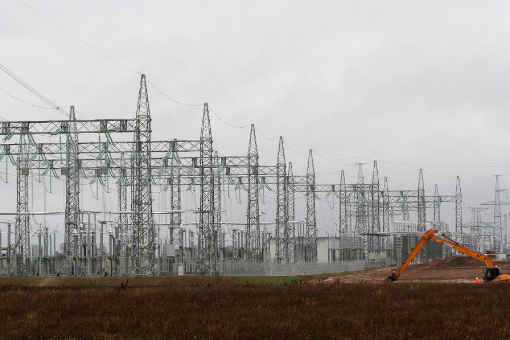 LitPol Link HVDC back-to-back converter station and power line to Poland LitPol Link is pictured in Alytus on November 19, 2015. (Source: Getty Images) LitPol Link HVDC back-to-back converter station and power line to Poland LitPol Link is pictured in Alytus on November 19, 2015. (Source: Getty Images)