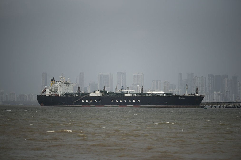 The Indian-flagged tanker Jag Vasant, carrying liquefied petroleum gas (LPG) after transiting through the Strait of Hormuz. (Source: Getty Images)