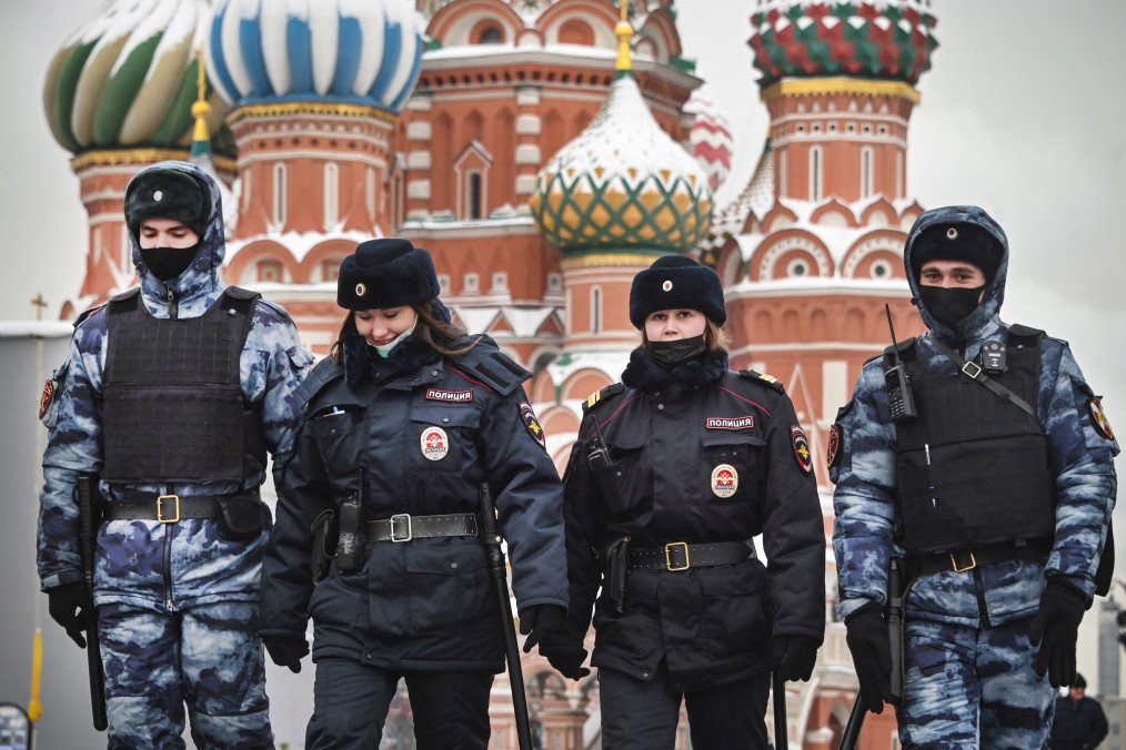 Russian police and National Guard (Rosgvardia) servicemen patrol the Red Square in central Moscow on January 24, 2021. Illustrative photo. (Source: Getty Images)