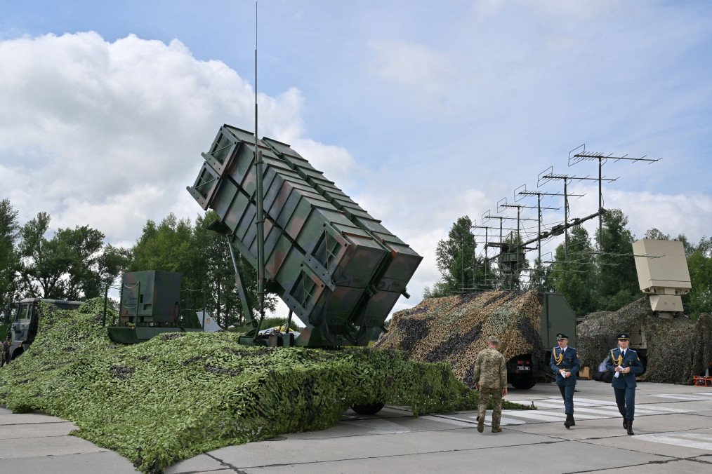 Ukraine and Lithuania’s Ministers Criticize EU for Delay in Patriot Systems Delivery