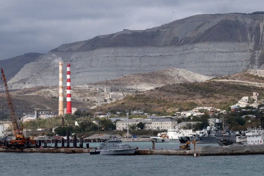 The Sheskharis oil terminal in Novorossiysk, Russia. (Source: Getty Images)