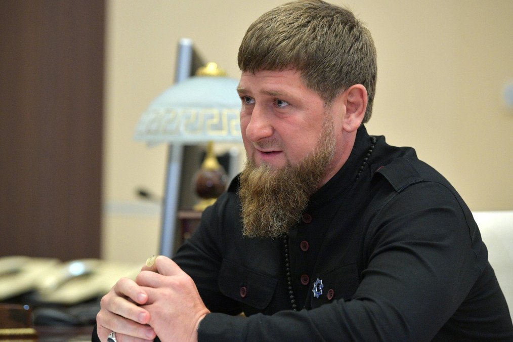 Kadyrov Orders Chechen Forces to Execute Ukrainian Soldiers on the Spot Following Drone Strike