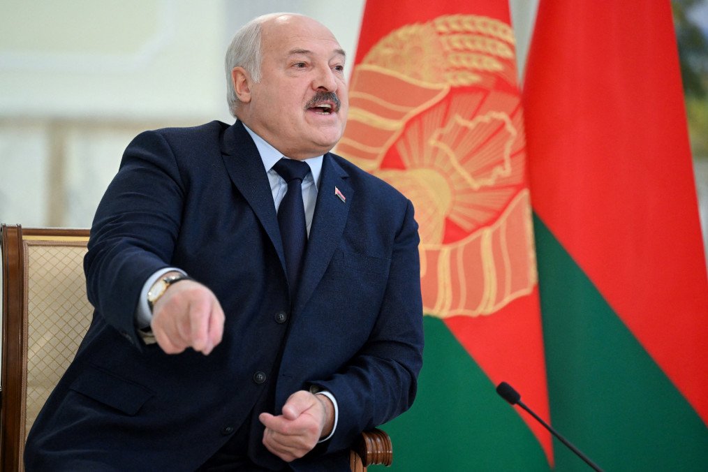 It Was Not Me, It Was Putin: Lukashenko Apologizes for Russian Missile Strikes From Belarus on Ukraine