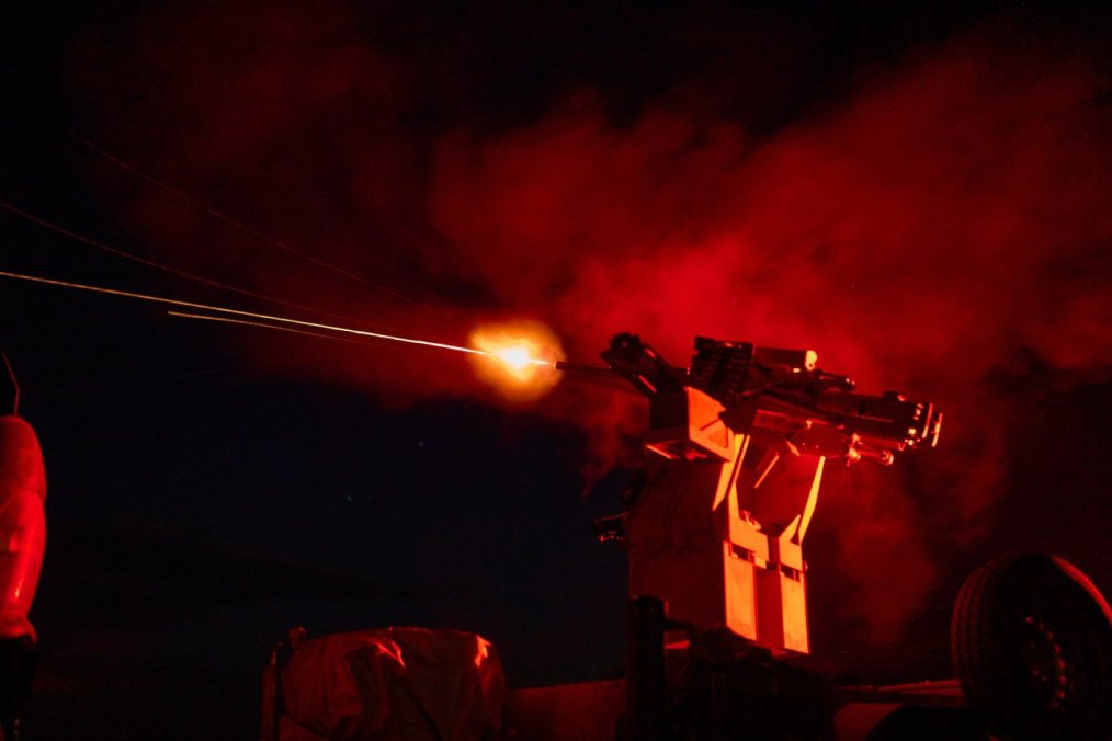 Sky Sentinel anti-drone turret firing at night. (Source: UNITED24 Media)
