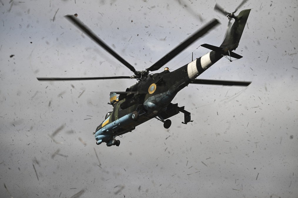 A Mi-24 fighting helicopter takes off for a mission against Russian targets on March 26, 2023.