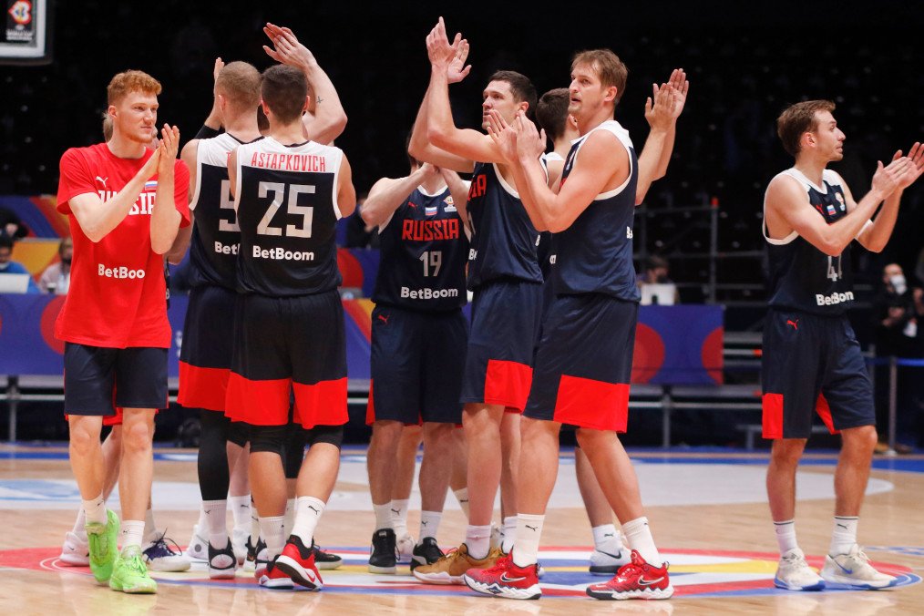The basketball players of Russia are seen during their match with Italy for the 1st Round: Group H at the FIBA Basketball World Cup 2023 Qualifiers held at the Jubilee Arena in Saint Petersburg. (Source: Getty Images) The basketball players of Russia are seen during their match with Italy for the 1st Round: Group H at the FIBA Basketball World Cup 2023 Qualifiers held at the Jubilee Arena in Saint Petersburg. (Source: Getty Images)