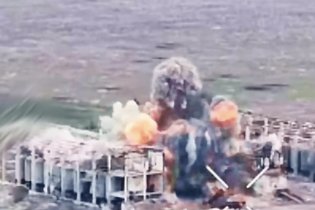 A strike hits a Russian military position in the Lyman sector. (Source: 3rd Army Corps)
