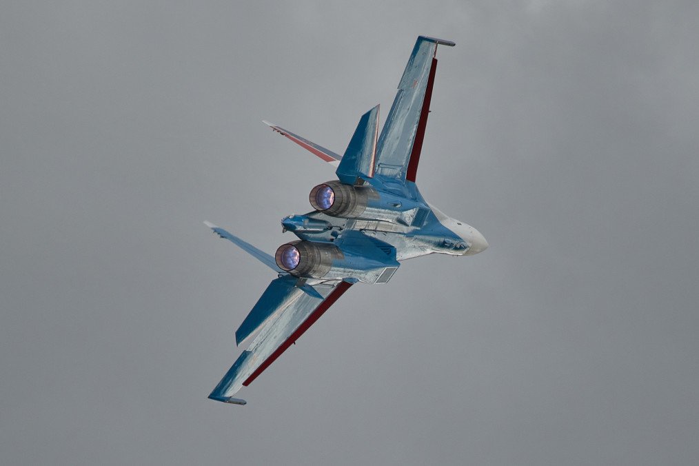 Russian Su-34 Crashes Near Key Airbase During Landing Attempt