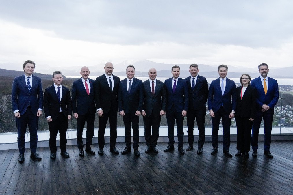 Estonia Pledges $3.2 Million to Boost Ukraine’s Starlink Communications Network