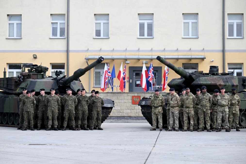 UK and Poland Deepen Missile Defense and Helicopter Training Cooperation to Counter Russian Threat