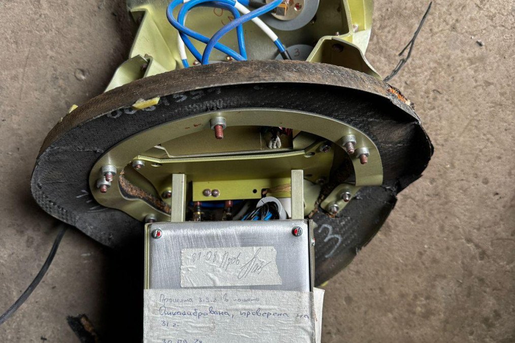 Passive radar homing unit recovered from a downed Russian Shahed