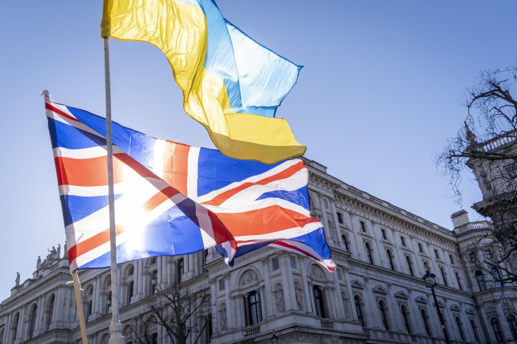 UK Announces £35 Million Aid Package to Restore Ukraine’s Energy Grid and Humanitarian Relief