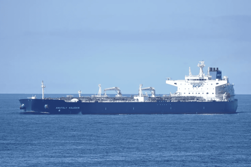 Petroleros rusos sancionados rumbo a Cuba en medio de la crisis energética y tensiones con Estados Unidos.