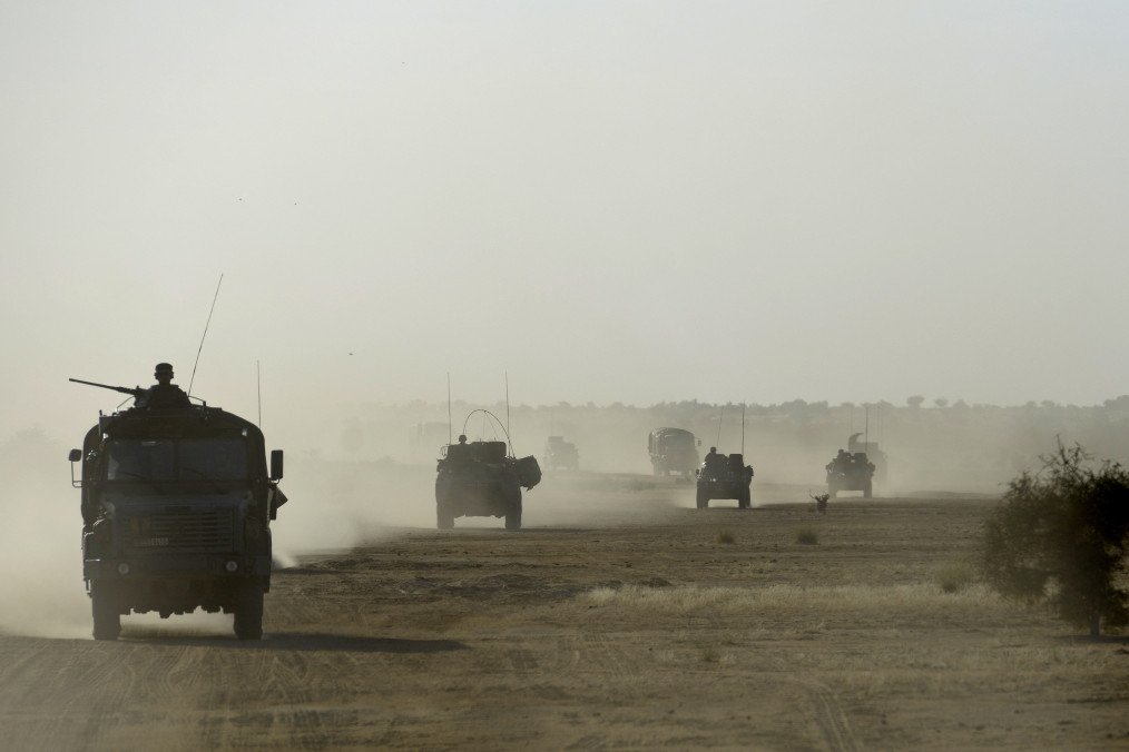 200 Russian Troops Attacked in Northern Mali Desert Ambush A military convoy in Mali. (Source: Getty Images)