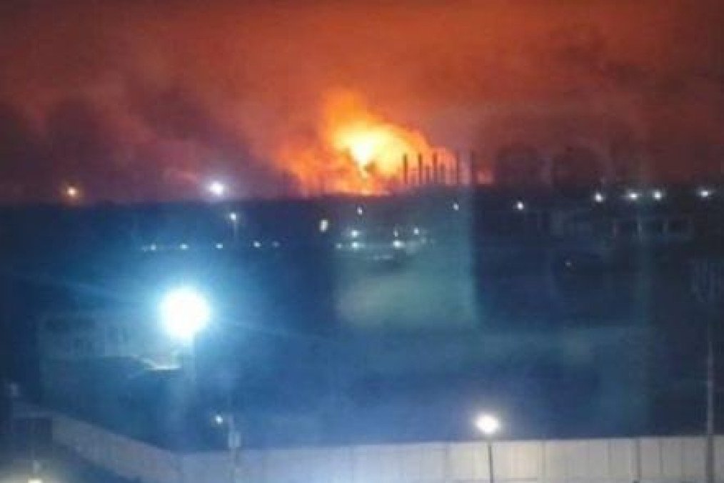 A fire is seen at the Nevinnomysskiy Azot after a drone strike, December 4, 2025. (Source: Exilenova+)