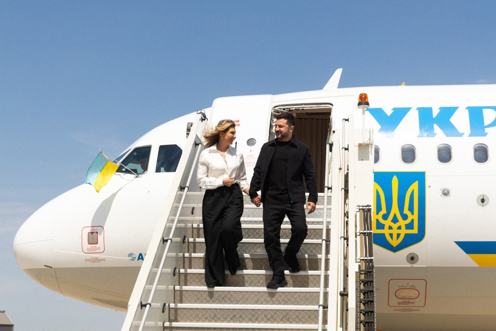 Ukrainian President Volodymyr Zelenskyy and his wife Olena arrive in France on July 12, 2026.