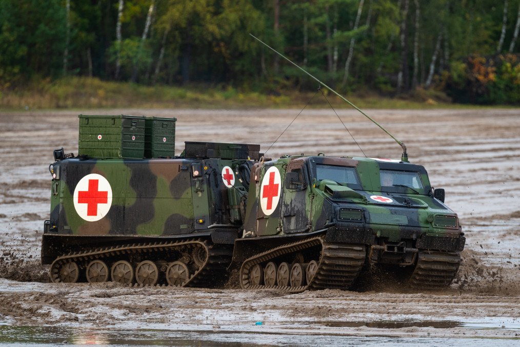 The off-road transport vehicle in medical variant of the Bundeswehr of the type BV 206 S Hägglunds during the information training exercise Land Operations 2019. Illustrative photo. (Source: Getty Images)