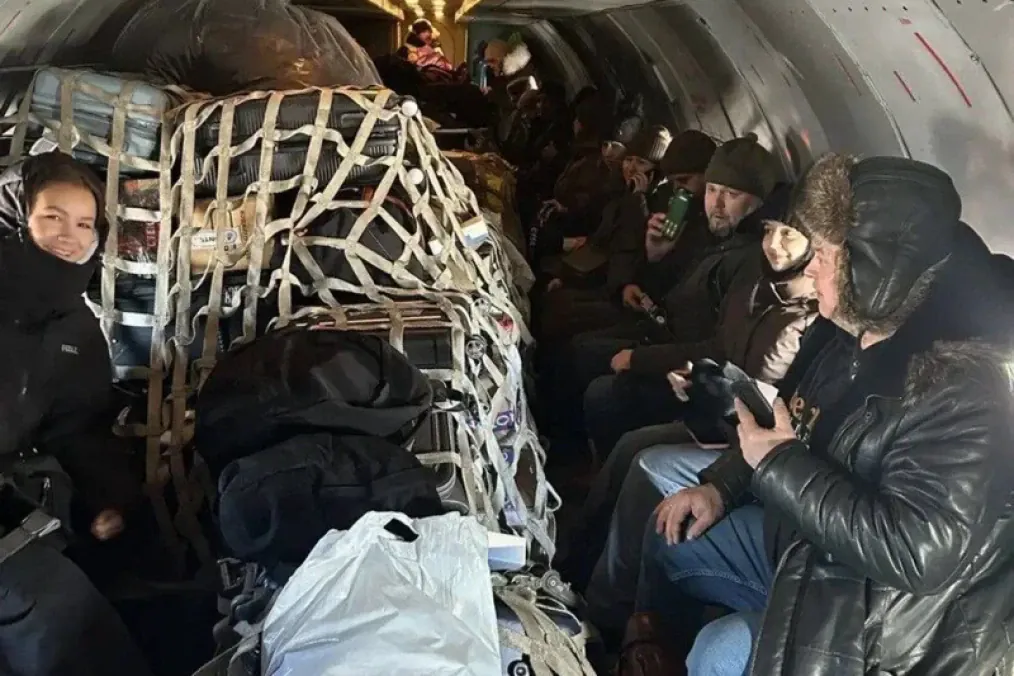 Passengers in Irkutsk Transported Aboard Cargo Plane Without Notice — January 2026 (Photo: Russian media)