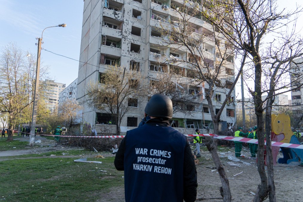 Russia Escalates War Crimes Against Civilians, Targeting Hospitals And POWs, Amnesty International Reports Russia Escalates War Crimes Against Civilians, Targeting Hospitals And POWs, Amnesty International Reports