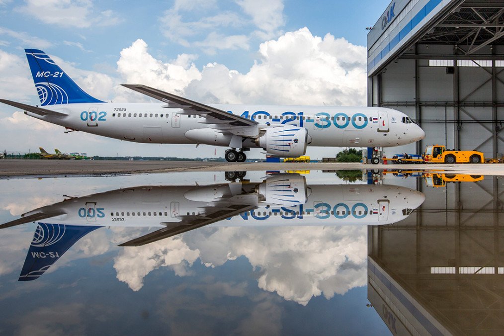 Leaked Files Reveal How Sanctions Are Grounding Russia’s Jet Industry Leaked Files Reveal How Sanctions Are Grounding Russia’s Jet Industry