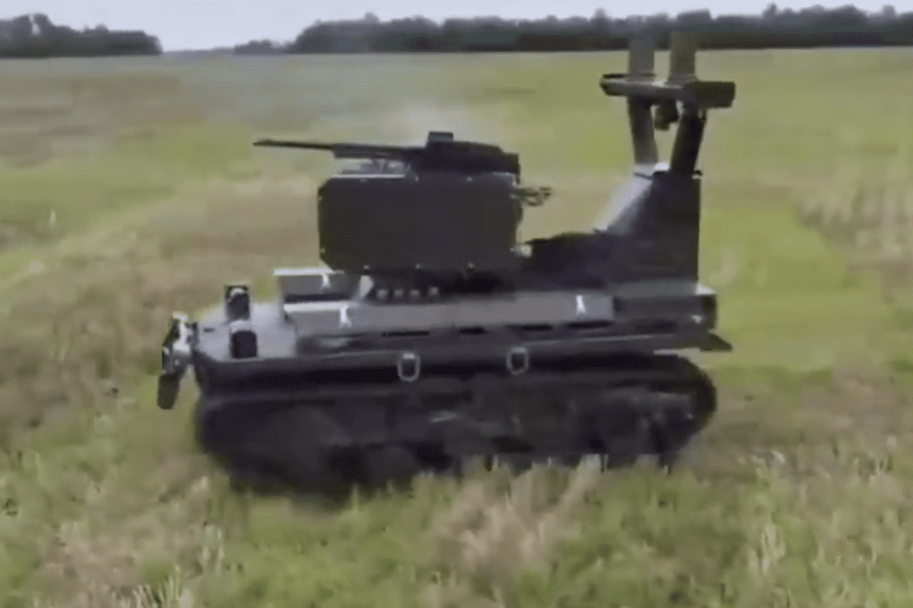 A Russian Kurier unmanned ground vehicle equipped with a machine gun. (Source: Russian media)
