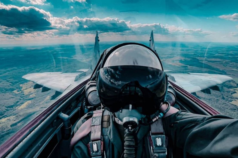 Ukrainian MiG-29 Pilot Intercepts Russian Shahed Drone in Broad Daylight, Video Ukrainian MiG-29 Pilot Intercepts Russian Shahed Drone in Broad Daylight, Video