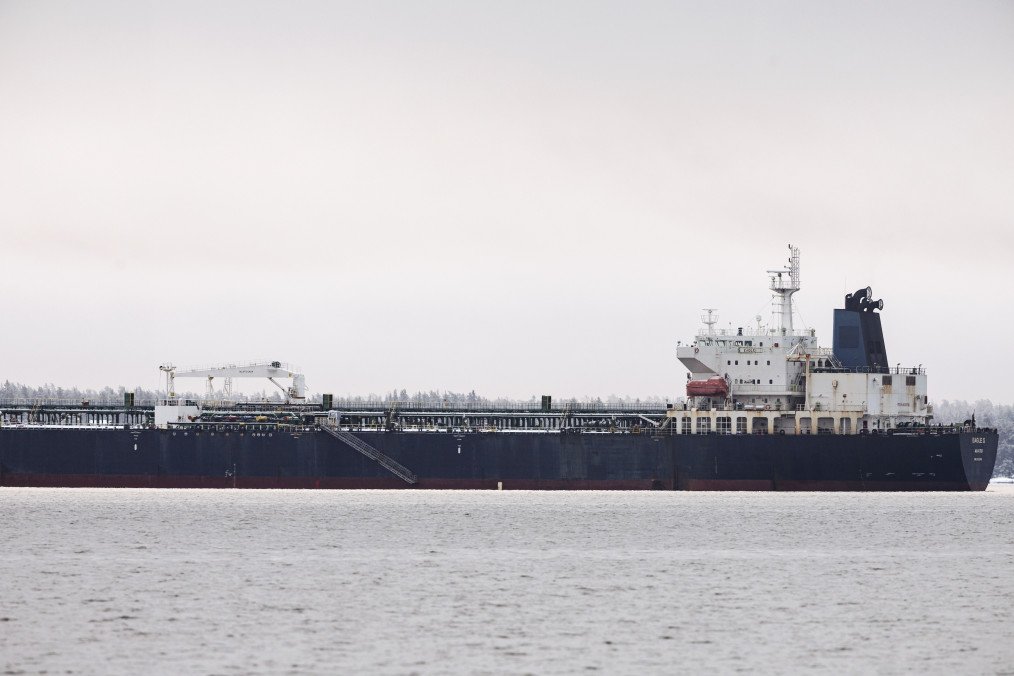 Ukrainian Partisans Uncover Russian Navy Documents on Secret Oil Smuggling Missions Ukrainian Partisans Uncover Russian Navy Documents on Secret Oil Smuggling Missions