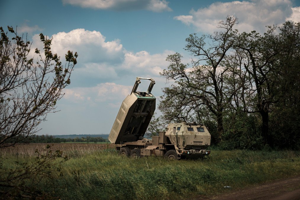 A M142 HIMARS launcher with an armored cab stands on the Bakhmut direction on May 18, 2023, in the Donetsk region, Ukraine. (Source: Getty Images) A M142 HIMARS launcher with an armored cab stands on the Bakhmut direction on May 18, 2023, in the Donetsk region, Ukraine. (Source: Getty Images)