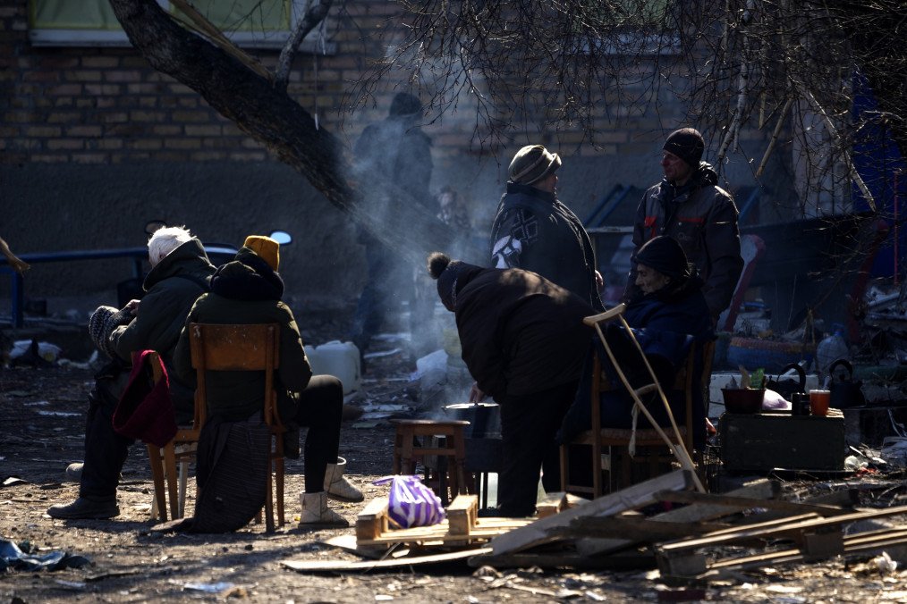 Mariupol Residents Expose “Fairy Tale” Russian Rebuild as City Remains in Ruins Mariupol Residents Expose “Fairy Tale” Russian Rebuild as City Remains in Ruins