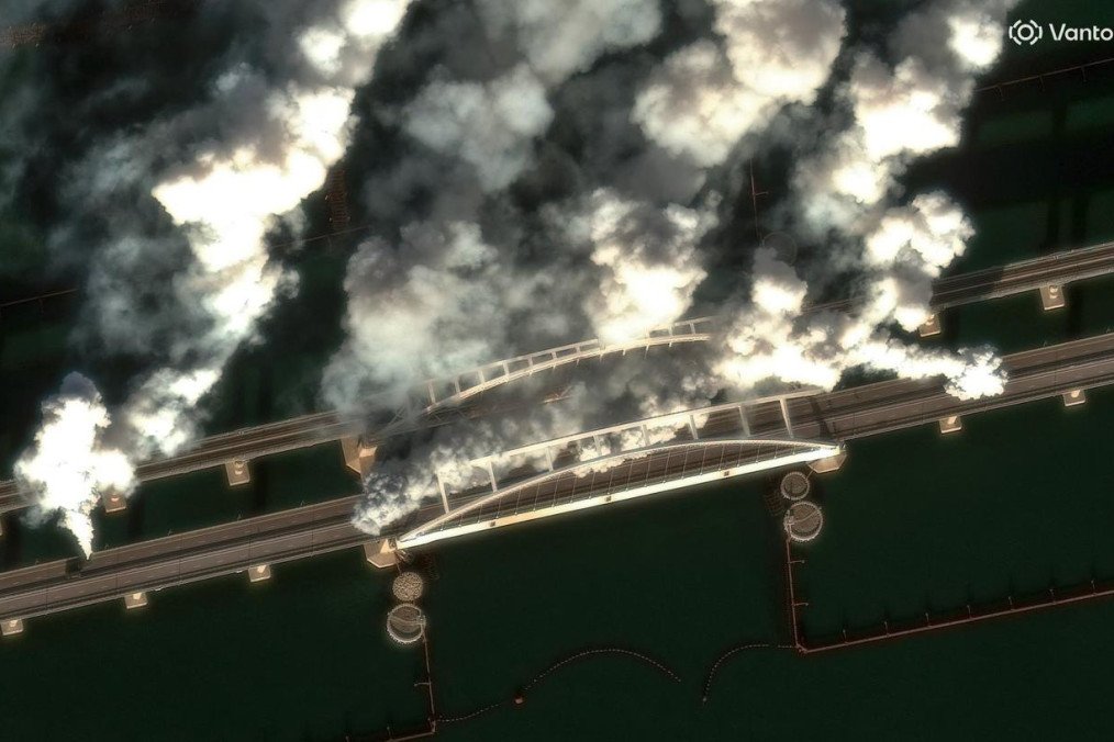 Fire at an oil depot in Kerch, June 20, 2026. (Source: Vantor)