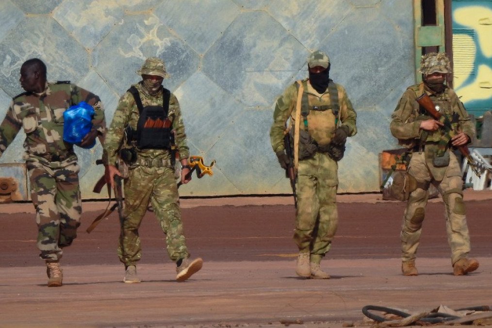 Three Russian mercenaries pictured in northern Mali in a 2022 photo provided by the French military. (Source: French Army)