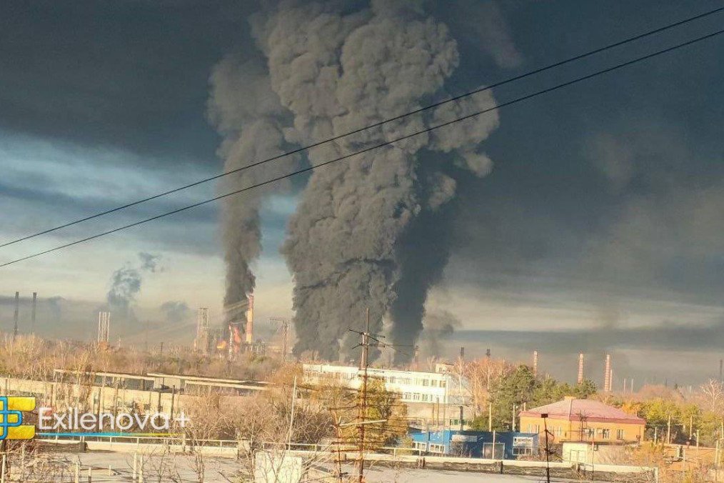 Smoke rising from the Novokuibyshevsk oil refinery in Russia’s Samara region, October 30, 2026.