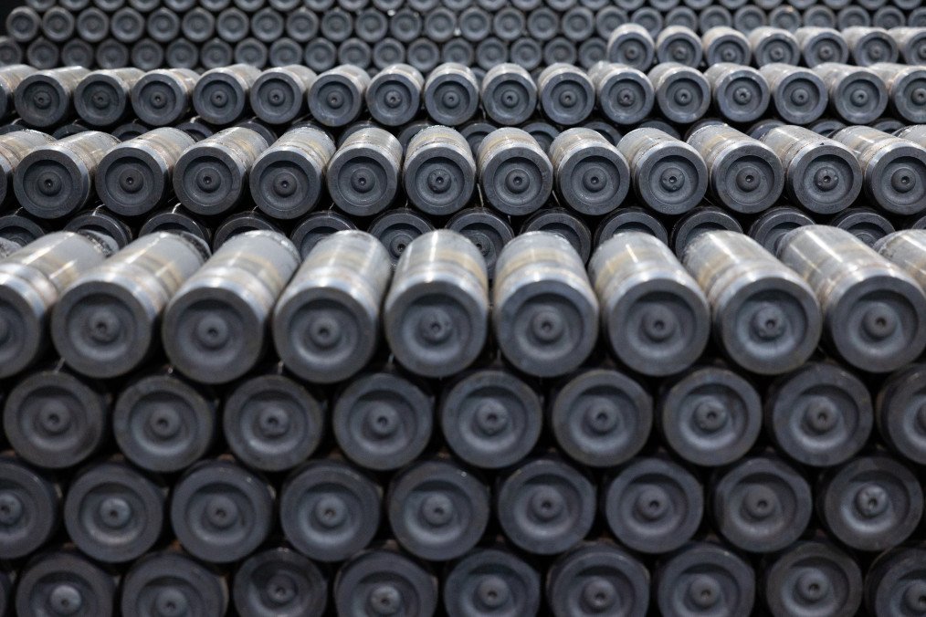 254 Artillery Shells and Counting: Czech-Slovak Initiative Keeps Ukraine Armed 254 Artillery Shells and Counting: Czech-Slovak Initiative Keeps Ukraine Armed