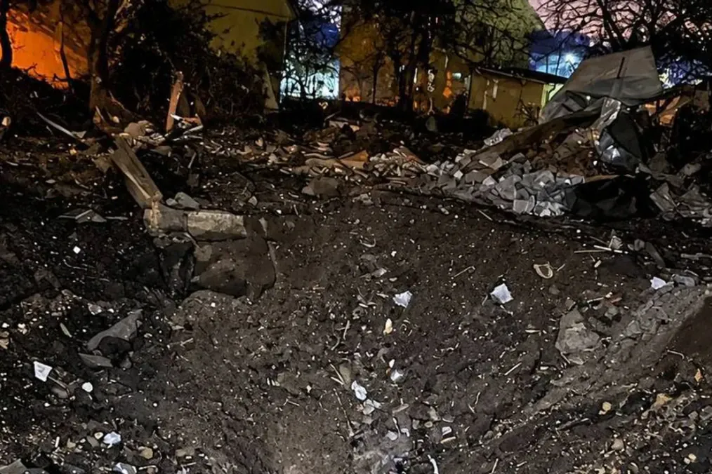 Russian Ballistic Missiles Strike Kyiv’s Dniprovskyi District, Leaving Five Injured A crater caused by a Russian missile strike. (Source: Social media)