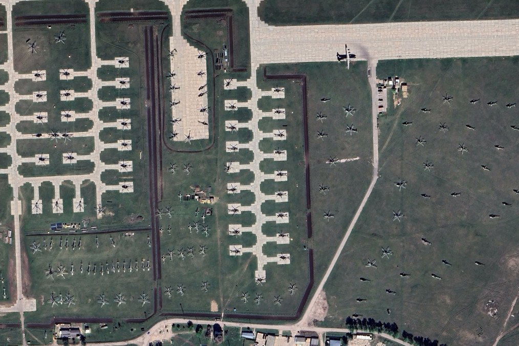 Storage site for Mi‑8 and Mi‑24/35 helicopters in Syzran, Russia, 2025. (Source: The Military Watch)