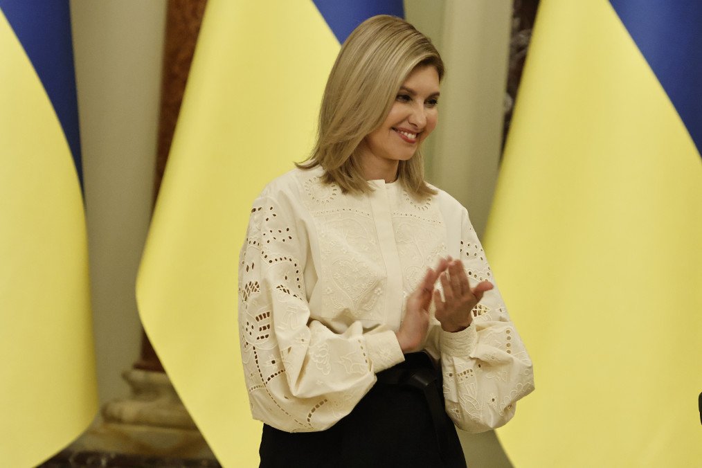 First Lady Olena Zelenska applauds during the ceremony, which took place on National Flag Day on August 23, 2023 in Kyiv, Ukraine.
