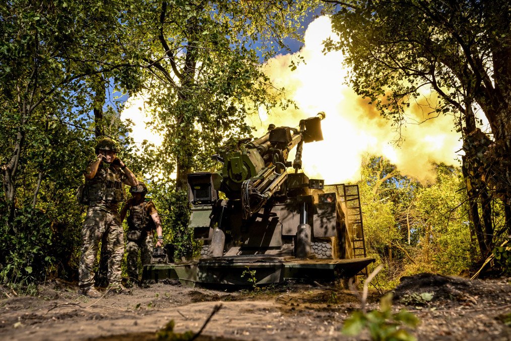 Soldiers from the 148th Separate Artillery Zhytomyr Brigade of the Ukrainian Armed Forces fire a CAESAR self-propelled howitzer in the Oleksandrivka sector, Dnipropetrovsk region, Ukraine, on June 23, 2026. Illustrative photo. (Source: Getty Images) Soldiers from the 148th Separate Artillery Zhytomyr Brigade of the Ukrainian Armed Forces fire a CAESAR self-propelled howitzer in the Oleksandrivka sector, Dnipropetrovsk region, Ukraine, on June 23, 2026. Illustrative photo. (Source: Getty Images)