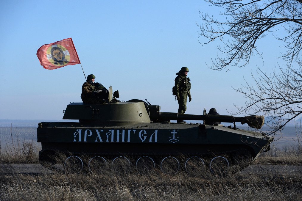 Ukrainian Drones Wipe Out Russian 2S1 Gvozdika and D-30 Artillery Pieces, Video