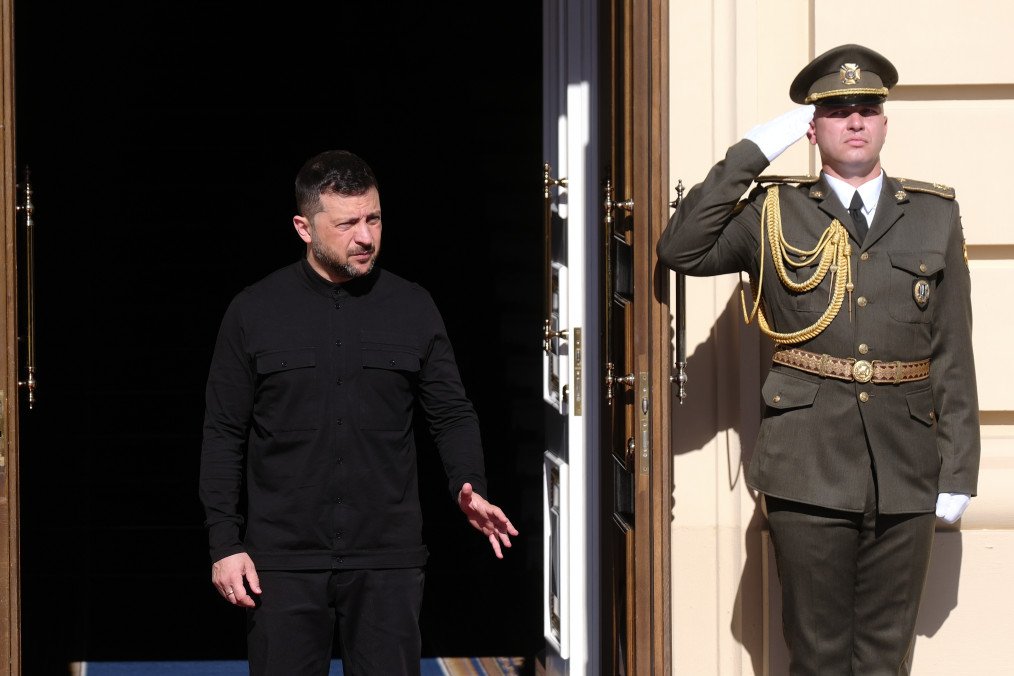 Zelenskyy: Russia Restructuring Its System to Be Ready for War Anytime