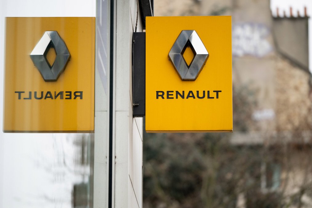 Russia Sanctions French Renault for Backing Ukraine’s Drone Industry